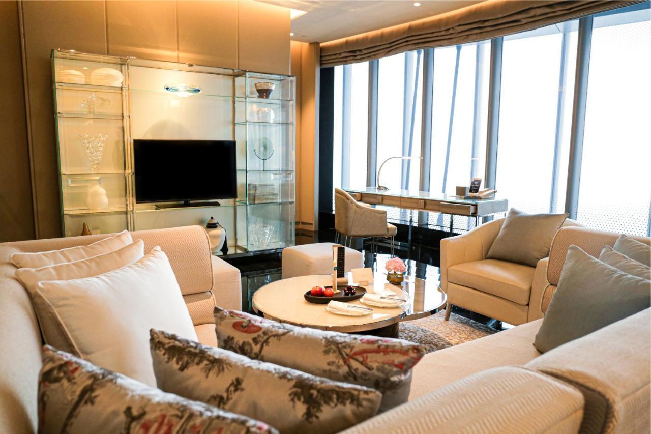 J Hotel, Shanghai Tower - Above All Else, Overlooking The Bund Exterior foto
